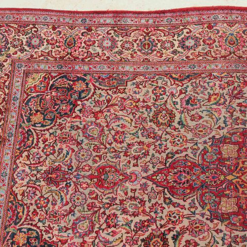 Kashan-Seide Soie de Kashan

Z-Perse, vers 1920. Matériau du velours : pure soie&hellip;