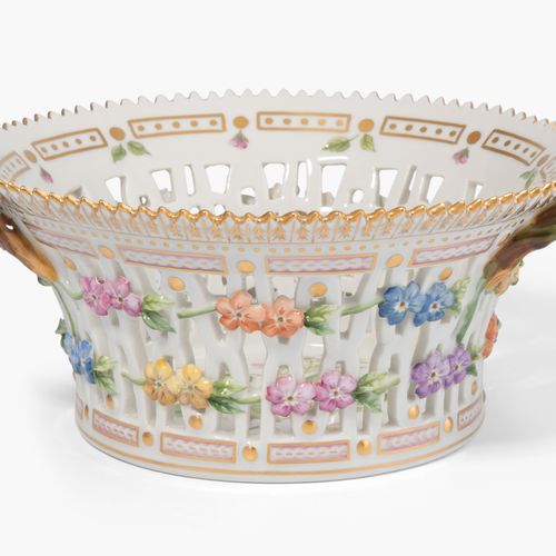 Royal Copenhagen, Henkelschale "Flora Danica" Royal Copenhagen, handle bowl "Flo&hellip;