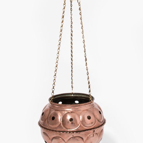 Zwiebeltopf Pot à oignons 
Suisse, 18e/19e s. Cuivre repoussé, restes d'étamage &hellip;