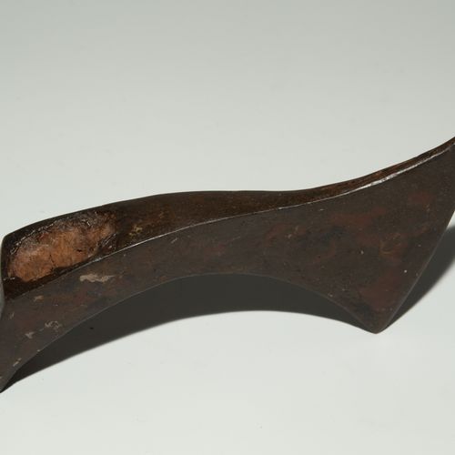 Wurfaxt, Franziska 投掷斧头，Franziska

瑞士/德国南部，墨洛温王朝时期，5-7世纪。 地面或水中发现，有良好的物质。较深的腐蚀坑和&hellip;