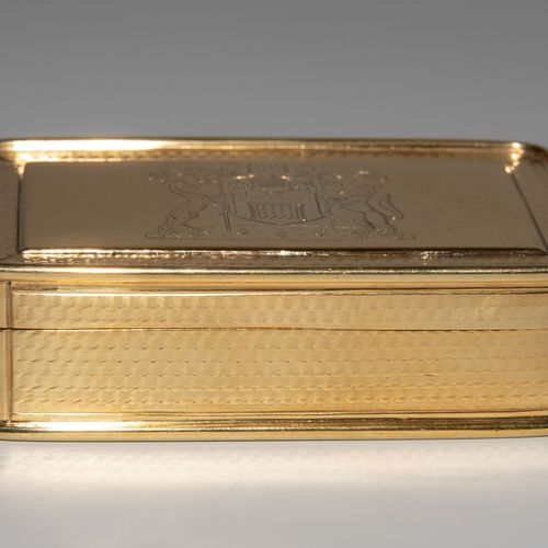 Tabatière Tabatière 
Birmingham, 1836, argent doré. Marque de maître Joseph Will&hellip;