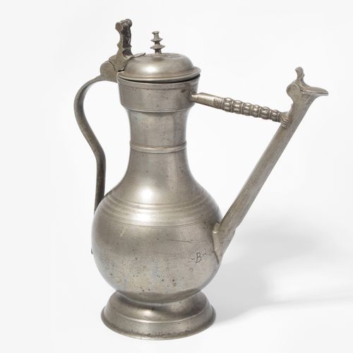 Stegkanne Jug

Bern, 1st half of 18th c. Pewter. Mark of Jakob Ganting (mentione&hellip;