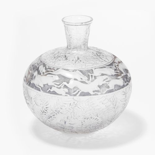 René Lalique, Vase "Lièvres" René Lalique, Vase "Lièvres". 
Wingen-sur-Moder, Fr&hellip;