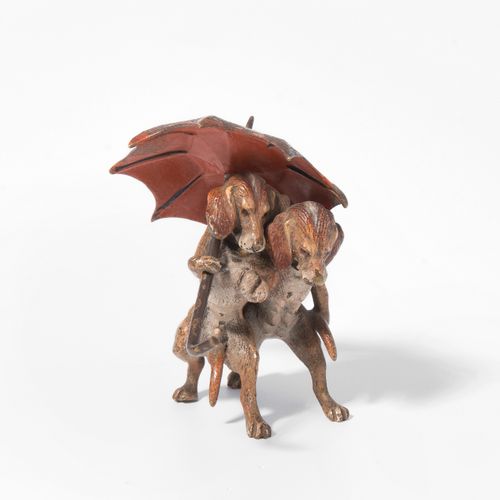 Tierfiguren: Dackelpärchen 动物形象：腊肠犬夫妇。

维也纳青铜器，1900年左右，凿刻和绘画。伞下的腊肠犬夫妇。高5,2厘米。

-&hellip;