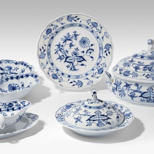 Meissen, Tafelservice Meissen, dinner service

Porcelain from the 19th and 20th &hellip;