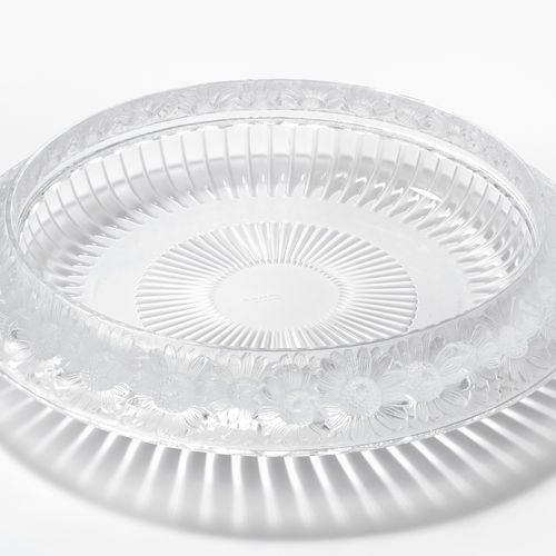 Lalique, Schale "Marguerites" Lalique, bowl "Marguerites".

Colorless glass, par&hellip;