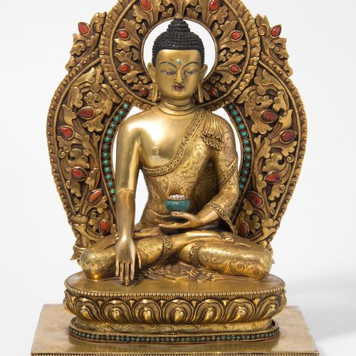 Buddha Shakyamuni Bouddha Shakyamuni
Népal, 20e s. Bronze doré au feu, visage pe&hellip;