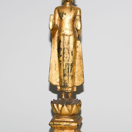 Stehender Buddha Bouddha debout
Thaïlande, fin de la période d'Ayuthaya, 2e moit&hellip;