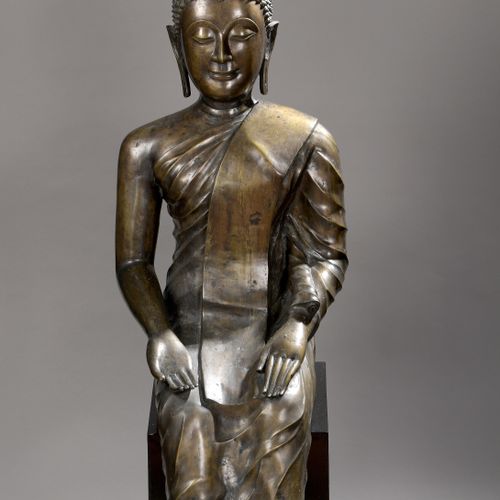 ESTATUA de aleación de cobre de un Buda sentado, con las manos en bhumisparça mu&hellip;