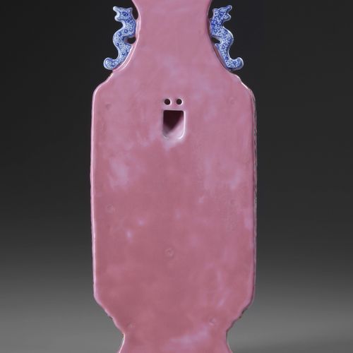 A FAMILLE ROSE RUBY-GROUND WALL VASE, QING DYNASTY (1644-1911) the flat-back vas&hellip;