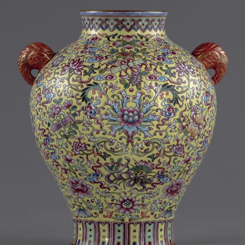 A CHINESE FAMILLE ROSE YELLOW-GROUND VASE, CHINA, 20TH CENTURY A Chinese famille&hellip;