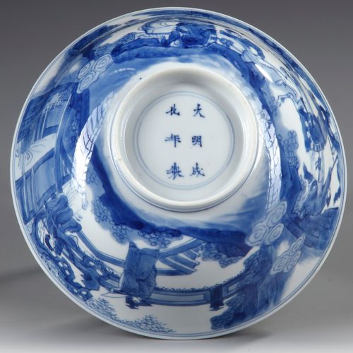 A CHINESE BLUE AND WHITE BOWL, KANGXI (1662-1722) Chinese blue and white bowl, K&hellip;