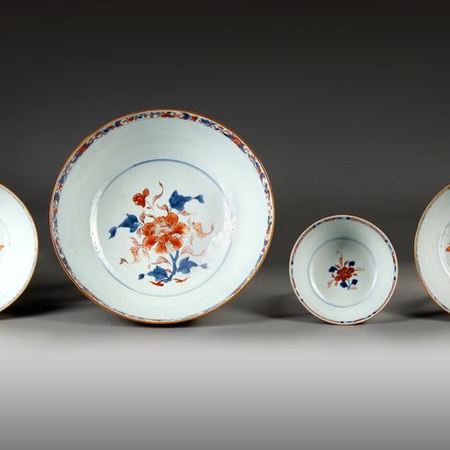 FOUR CHINESE IMARI BOWLS, 18TH CENTURY four Chinese Imari porcelain punch bowls,&hellip;