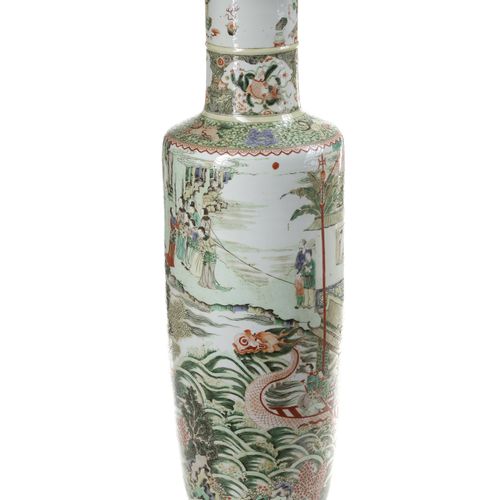 A CHINESE FAMILLE VERTE 'DRAGON BOAT' ROULEAU VASE, CHINA, QING DYNASTY (1644-19&hellip;