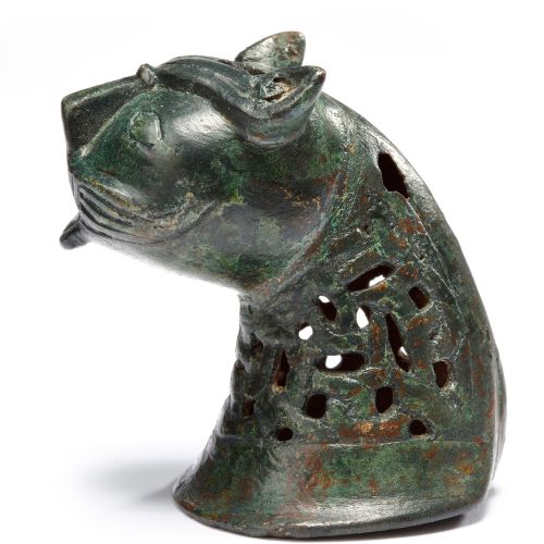 A FINE CAST BRONZE LION HEAD, FROM AN INCENSE BURNER, KHORASAN, 11TH-12TH CENTUR&hellip;