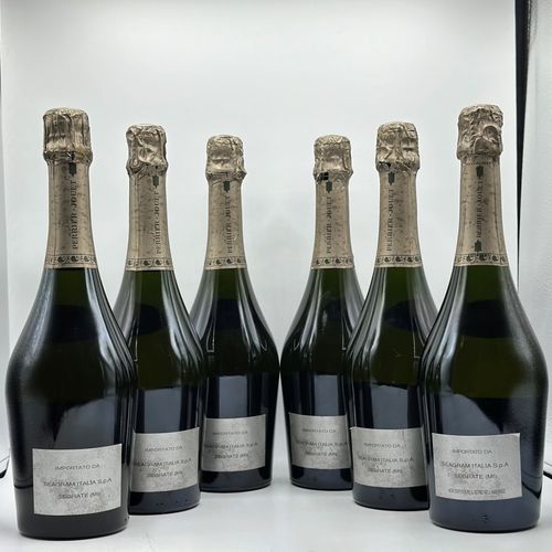 Blason de France Champagne, France, Champagne Brut - 6 bouteilles (bt).
Niveau :&hellip;