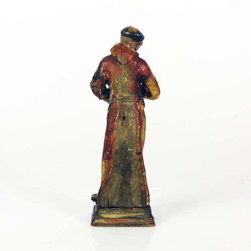 Null 圣方济各（18/19世纪） 木质，全圆雕，镀金，站在基座上；左手拿着头骨，象征着人类生命的短暂和虚荣；高：共20.5厘米