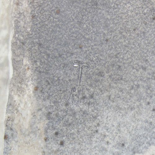 Null 十字架组（可能是卡尔斯鲁厄，20世纪上半叶） 大理石；彩色釉下彩绘；背面左下方有TH的字样；37.5 x 39 x 13厘米
