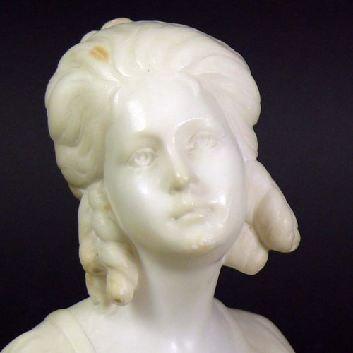 Null Peleska-Lunard, Franz (1873 - 1911) ''Bust Portrait of a Young Woman''；雪花石；&hellip;