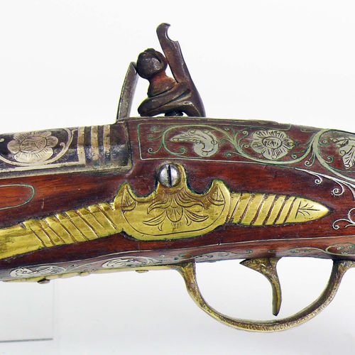 Null Pistola a pietra focaia (probabilmente Francia, c. 1750) riccamente intarsi&hellip;