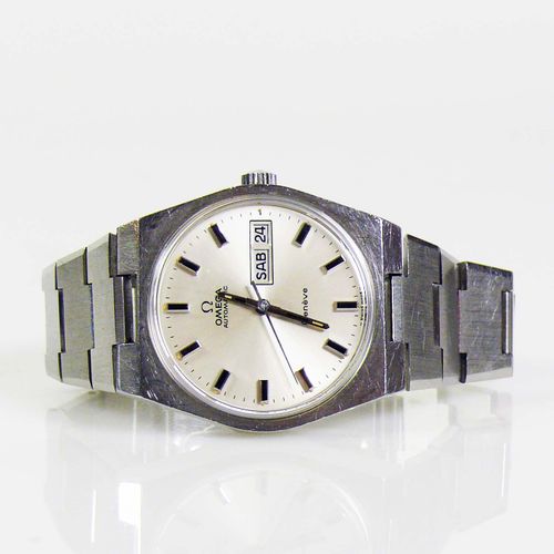 Null Reloj de pulsera OMEGA de caballero con caja de acero y brazalete de eslabo&hellip;