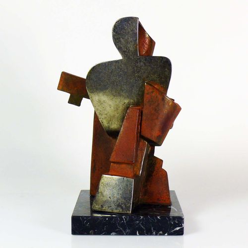 Null Guia, Luis Miguel Urrea (20 c.) ''Guitarist''; 金属雕塑，有铁锈因素；在方形大理石底座上；签名；h: 共&hellip;