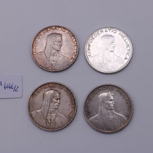 Null 4 pièces de 5 francs suisses en argent Berger 900/1000

Diamètre : 37 mm