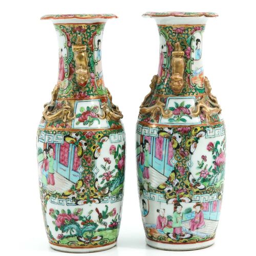 A Pair of Cantonese Vases Decorated with flowers and butterflies, tallest vase i&hellip;