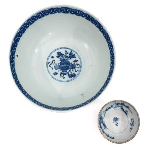 A Lot of 2 Bowls Including blue and white bowl decorated with Chinese antiquitie&hellip;