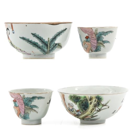 A Collection of Porcelain Comprese 2 tazze e 2 ciotole in decoro Famille Rose, l&hellip;