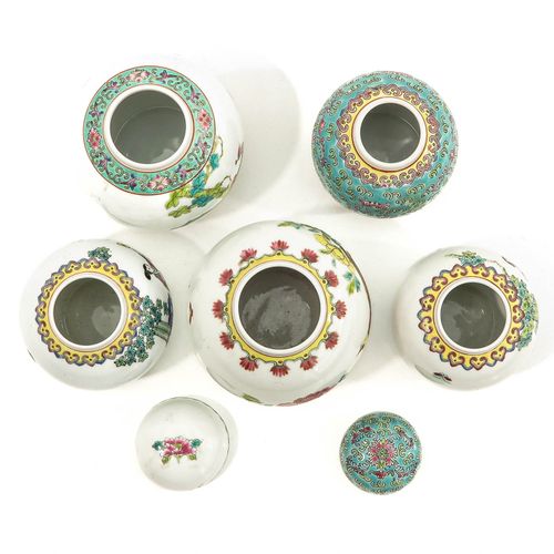 Null Collection de 5 pots à gingembre
Dans une variété de décors de la Famille R&hellip;