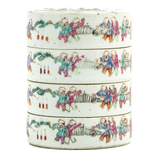 Null A Famille Rose Stacking Box
Decorated with Chinese figures, 9 cm. In diamet&hellip;