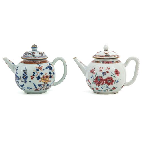 Null A Lot of 2 Teapots
Including Imari and Famille Rose decors, 18th Century, 1&hellip;