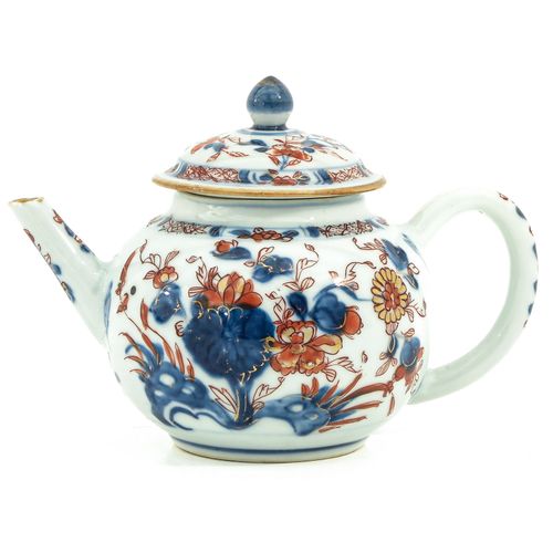 Null Théière Imari
Décor floral, 18ème siècle, hauteur 12 cm, la théière est res&hellip;