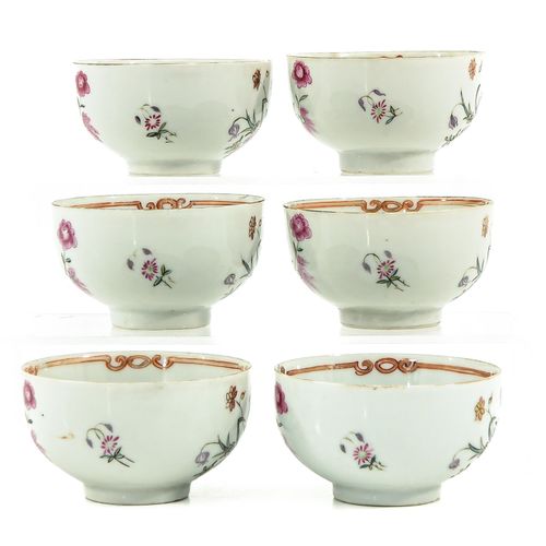 Null A Collection of Cups and Sacuers
Including 6 cups and 5 saucers in Famille &hellip;