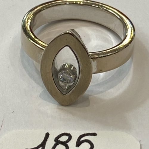 Null 签名的 "Navette "白金戒指 - CHOPARD - 镶嵌明亮式切割钻石，手机，编号6015315 / 82571 - TDD / 56。