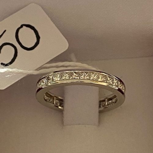 Null 白金结婚戒指，镶嵌了33颗美丽的公主式切割钻石，价值~1.50ct。- H / V.S - TDD / 51.5 - 3.1g