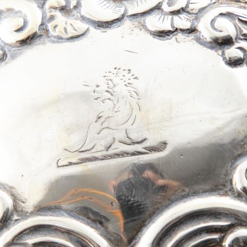 Null AN IRISH GEORGE IV SILVER TEA POT, Dublin C. 1824, maker's mark of Edward C&hellip;