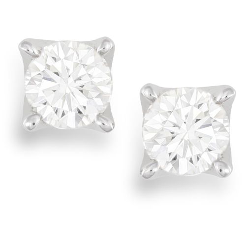Null 一对钻石耳钉，每颗都是四爪镶嵌的明亮式切割钻石，安装在18K金中，钻石总重约0.20克拉。