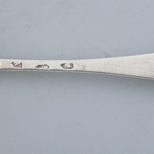 Null 一对乔治三世的爱尔兰银勺，都柏林，约1770年，John Craig的制造者标记（损坏）（约3.89金衡盎司
