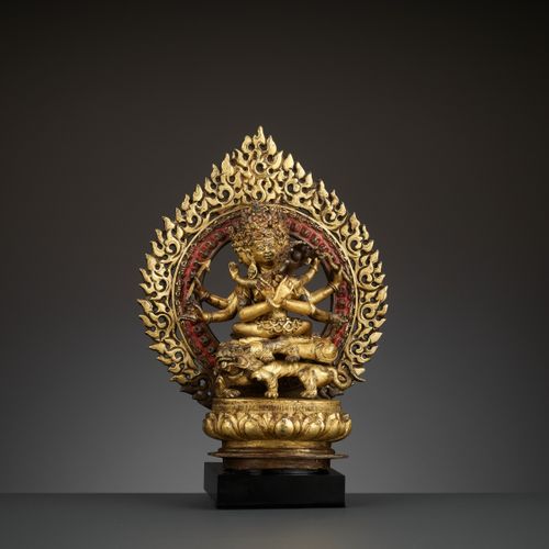 A GILT-BRONZE FIGURE OF GUHYASAMAJA IN A GILT-BRONZE SHRINE 鎏金铜像 鎏金铜像中的Guhyasama&hellip;