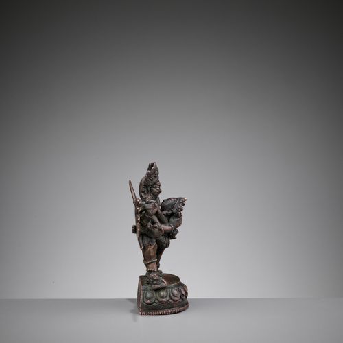 A SILVER-INLAID BRONZE FIGURE OF HERUKA AND CONSORT, QING 一件银嵌铜的赫鲁卡和妃子像，清
藏汉合璧，1&hellip;