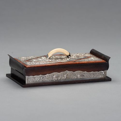 A ROSEWOOD AND SILVER JEWERLY BOX WITH COVER AN IVORY HANDLE SCATOLA DI GIOIELLI&hellip;