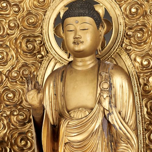 A MONUMENTAL AND IMPORTANT GILT WOOD STATUE OF AMIDA NYORAI Japón, siglo XVIII, &hellip;