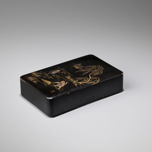 GYOKUKOKU: A LACQUER FUBAKO DEPICTING FROGS FISHING AND A THIEVING BIRD Par Gyok&hellip;