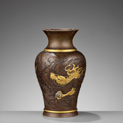 A FINE MIYAO-STYLE GOLD AND SILVER-INLAID BRONZE ‘DRAGON’ VASE Japan, Meiji peri&hellip;