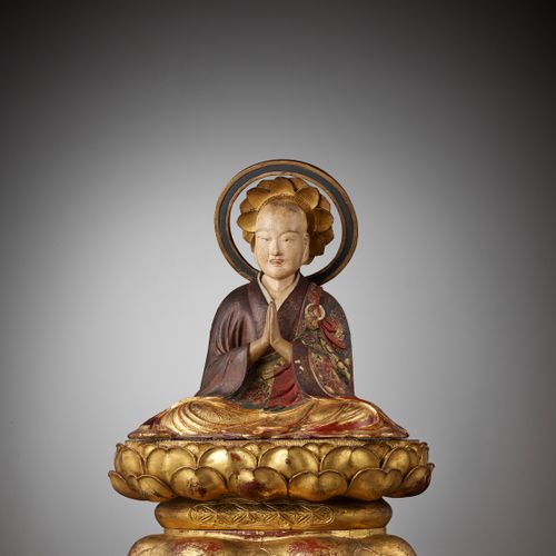 A POLYCHROME AND GILT-LACQUERED FIGURE OF A BUDDHIST MONK Japón, siglo XVI-XVII,&hellip;