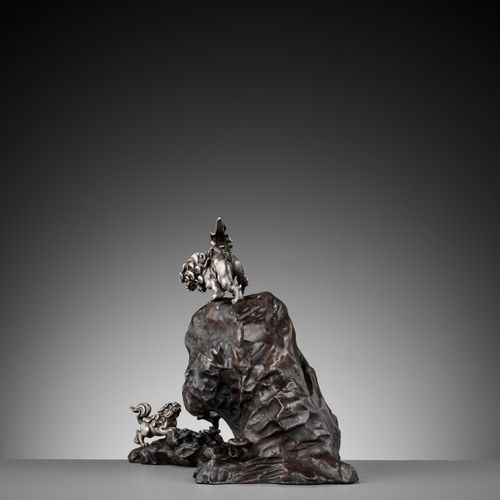 KISETSU: A SUPERB SILVER AND BRONZE GROUP OF A SHISHI TRAINING ITS CUB By Yamash&hellip;