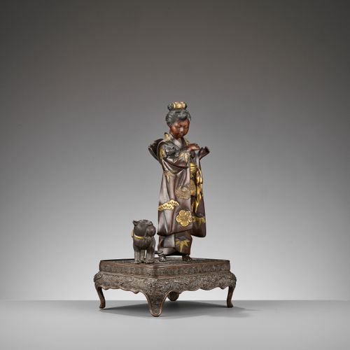 MIYAO: A RARE GOLD-INLAID BRONZE OKIMONO OF A LADY WITH CATS MIYAO: A RARE GOLD-&hellip;