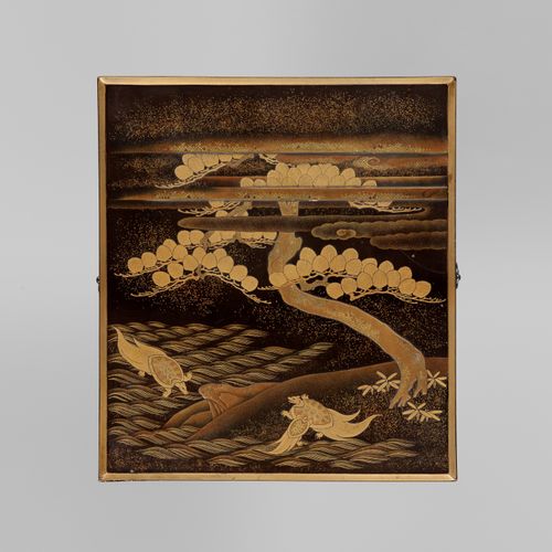 A LACQUER BOX AND COVER WITH MINOGAME DESIGN 带有迷你游戏的漆盒和盖子 DESIGN
日本，19世纪

漆盒和盖子是&hellip;